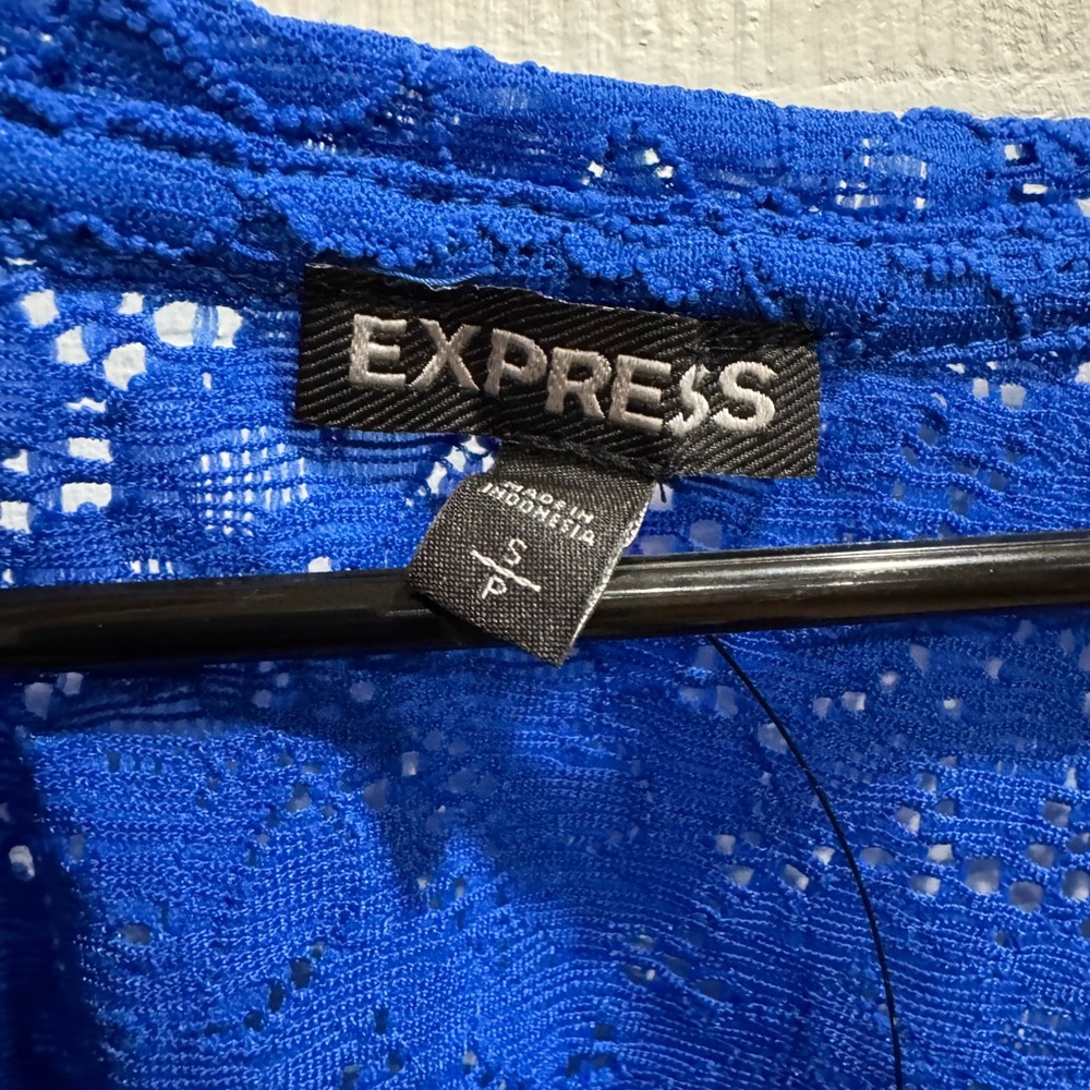 Express Blue Lace Women Top - Picture 4 of 6